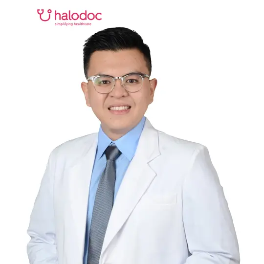 Uyda jinsiy aloqada bolgan rus onalari Skype-da jinsiy aloqa uchun afrikalik hamkorlar